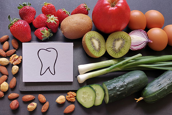 Oral Hygiene Basics: Choosing the Best Diet For Your Teeth from Gledhill Dental in Kennewick, WA