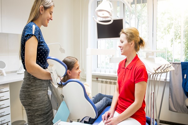 Seeing A Family Dentist Makes Dental Care Easy